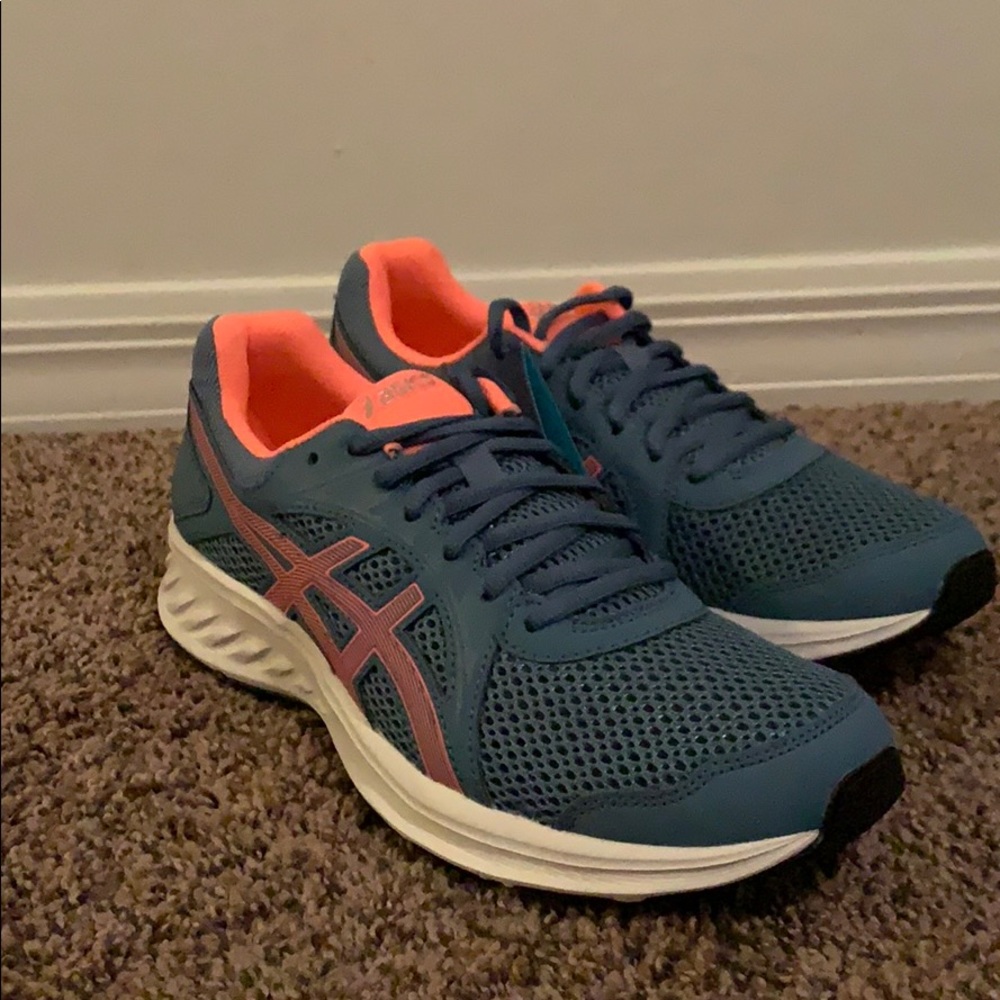 Brand New ASICS sneakers